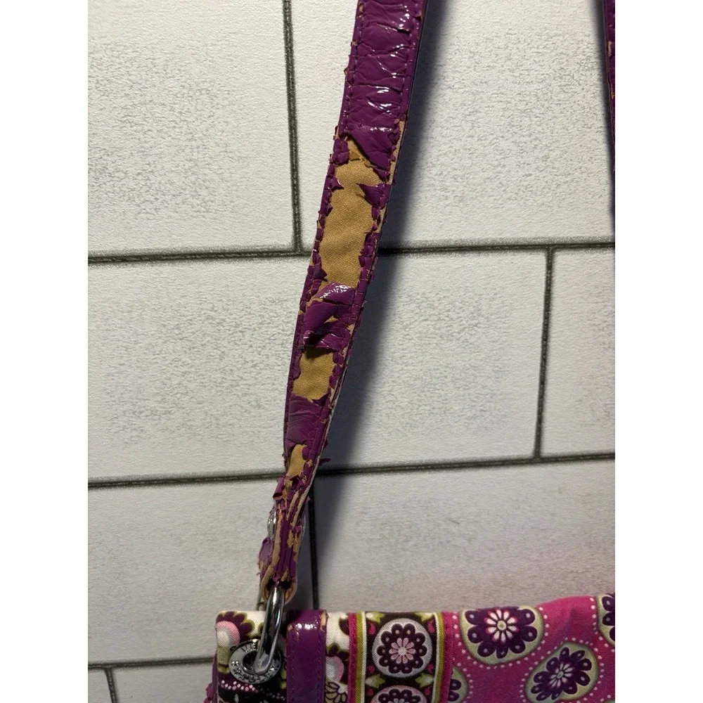 Vera Bradley Very Berry Paisley Flipster Crossbody Purse Pink Purple Retired